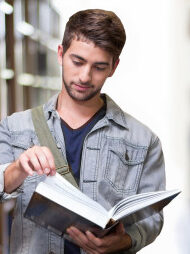 student-3500990_1920